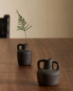 Ensemble Sofra de 3 vases en terre cuite, finition noire 6 cm / 7 cm / 10 cm - view 2