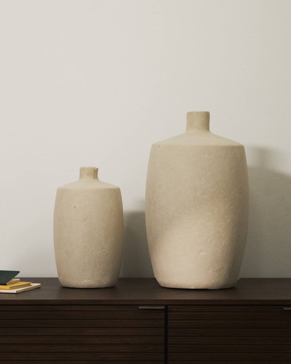 Vase Mireni en papier mâché beige Ø 26 cm - view 2