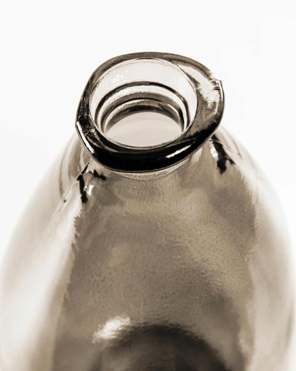 Vase Brenna marron moyen format en verre 100% recyclé - view 3