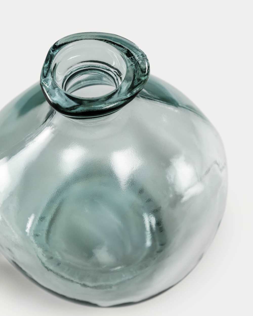 Vase Brenna transparent petit format en verre 100% recyclé - view 3