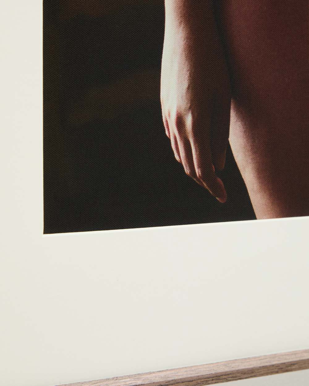 Tableau Zavira photographie d’un corps de femme 50 x 70 cm - view 5