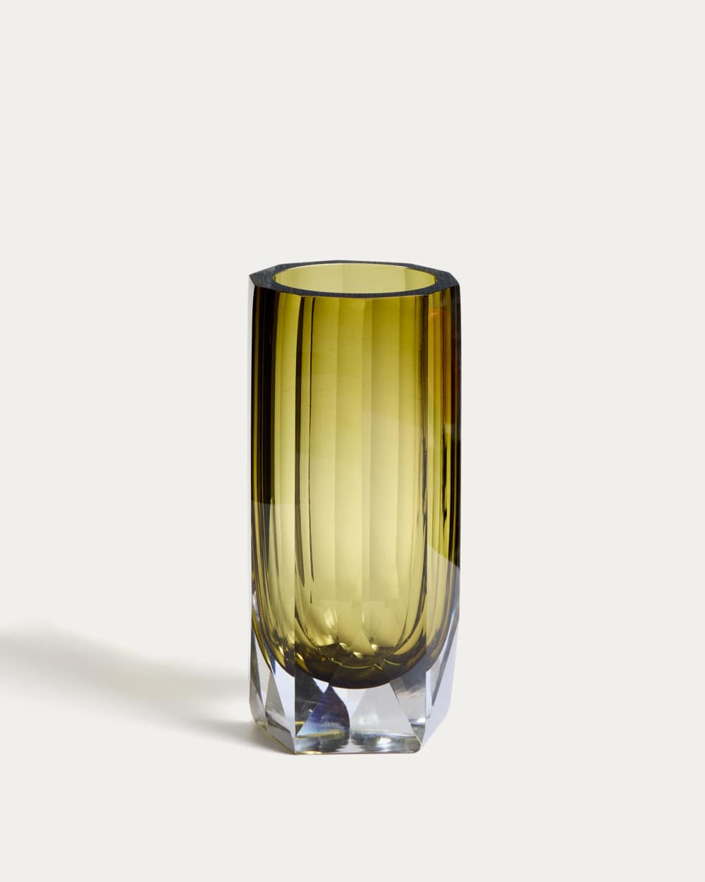 Vase en verre Uconi vert olive 26 cm