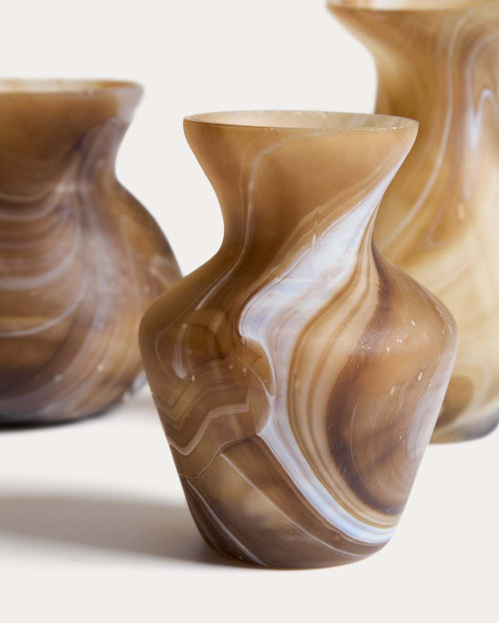 Ensemble Nerola de 3 vases en verre aux tons marron 10 cm / 9,5 cm / 12,5 cm - view 3