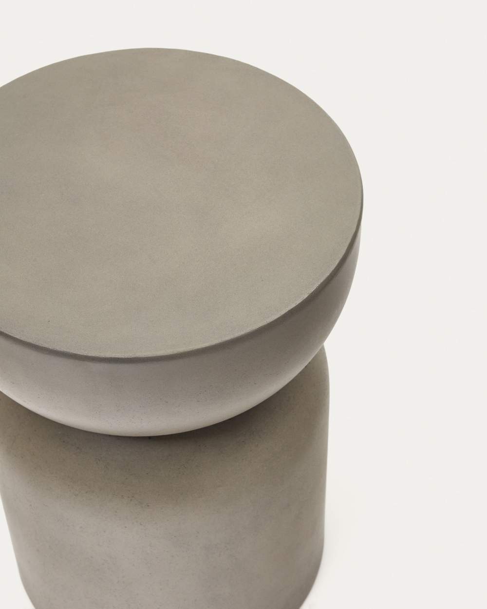 Table d'appoint ronde Garbet en ciment Ø 32 cm - view 3