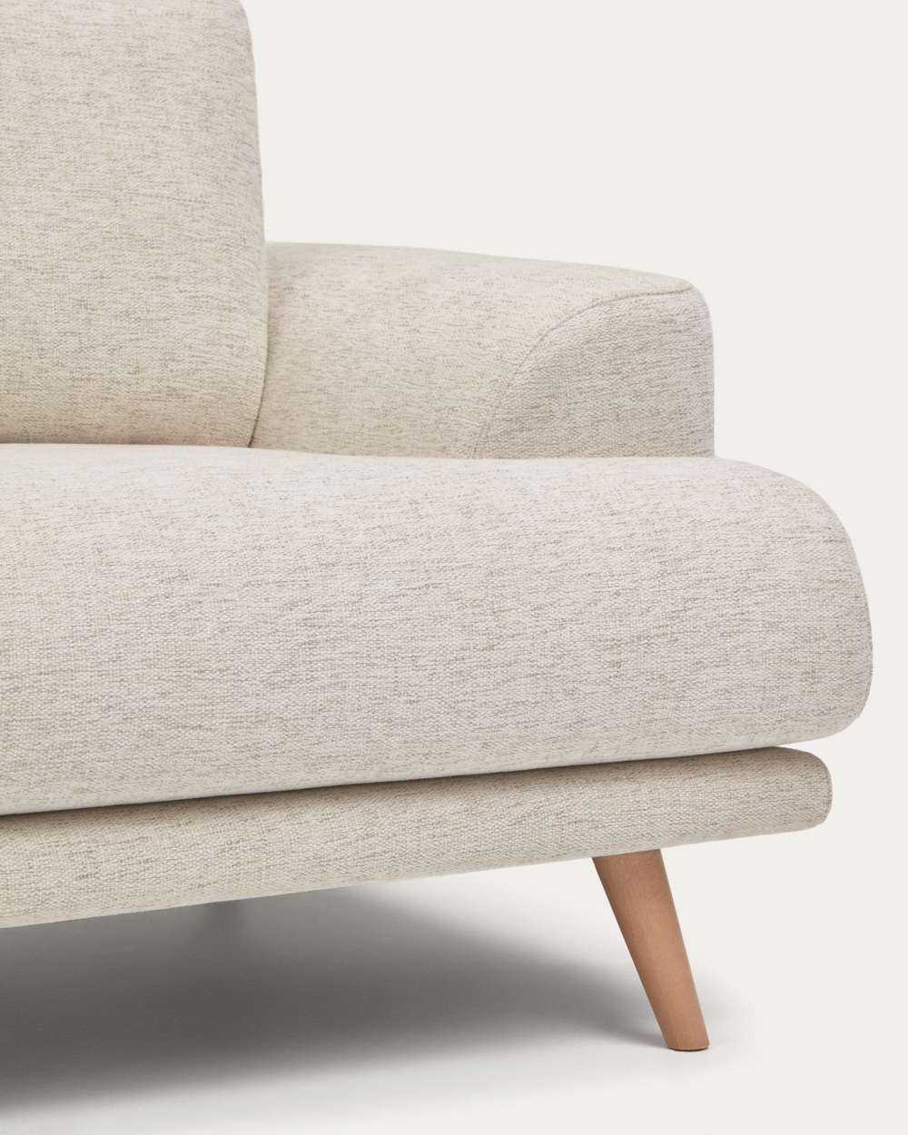 Canapé Karin 3 places en chenille beige et pieds en bois de hêtre avec finition ton naturel 228 cm - view 4
