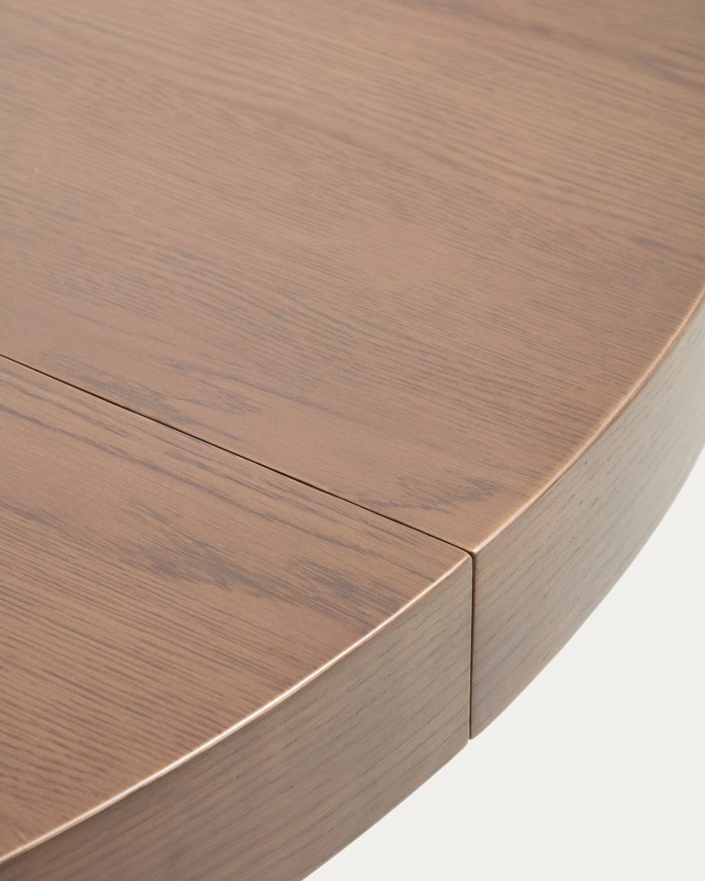 Table ronde extensible Artis en bois et placage de chêne avec finition ton noyer FSC 100 % 150 (200) x 80 cm - view 5