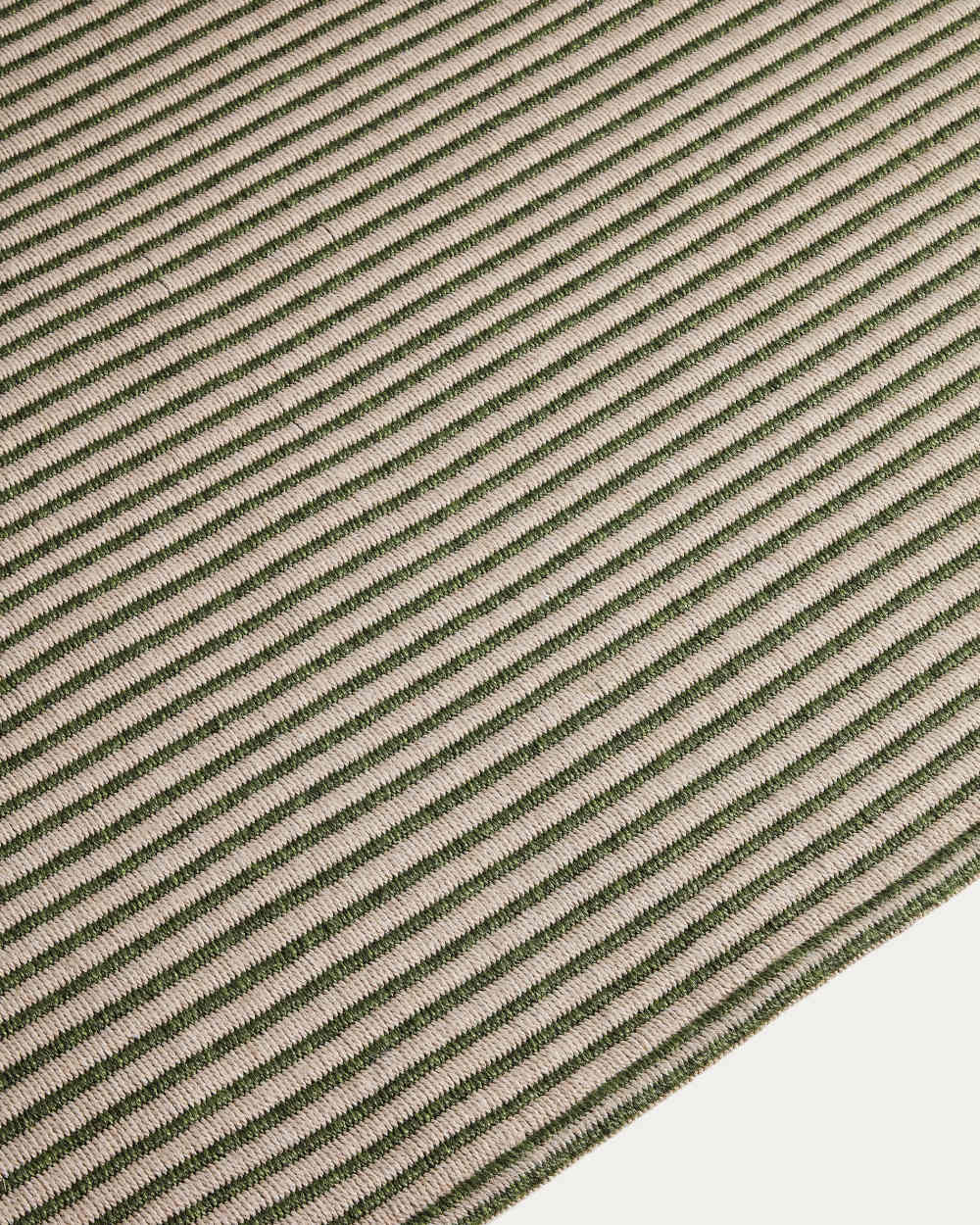 Tapis Ardelia en fibres synthétiques vert et beige 200 x 300 cm - view 3